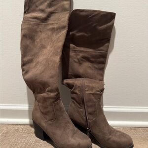 Elegant Over the Knee Brown Boots